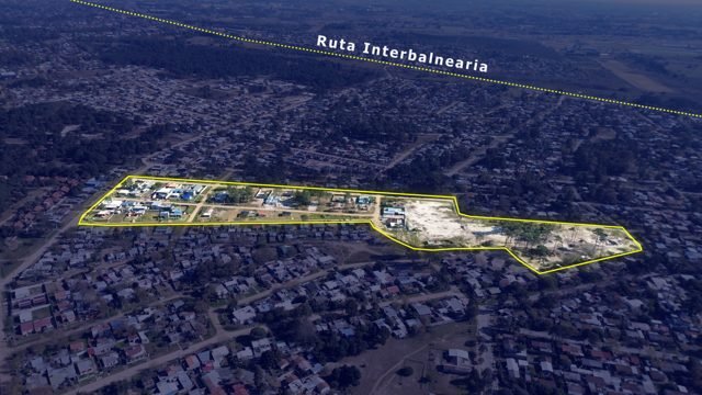Vista aérea con señalización del desarrollo, Aires de Lomas, fotografía 13