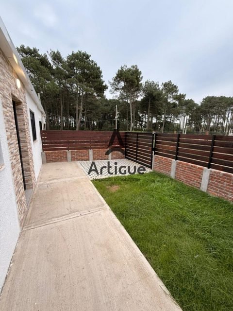 Patio y acceso
